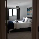 1Br W Sofa Bed Private Yard