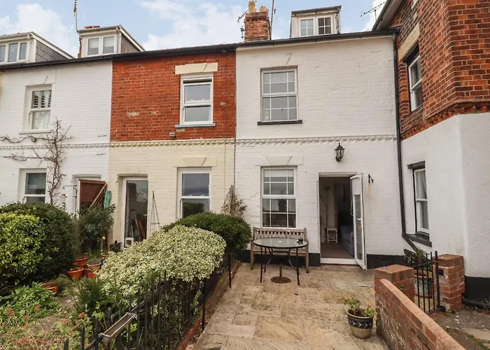 9 Harefield Cottages