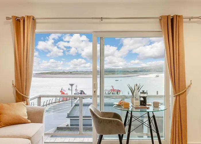 Estuary View