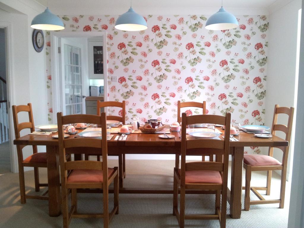 Cranleigh Bed & Breakfast Bed & Breakfast 4*