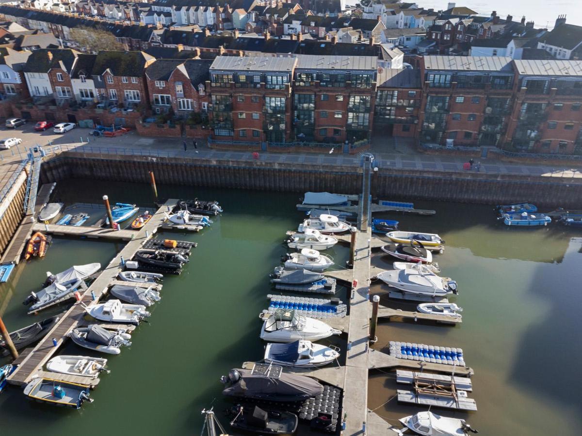 Apartment Marina Retreat Waterfront *