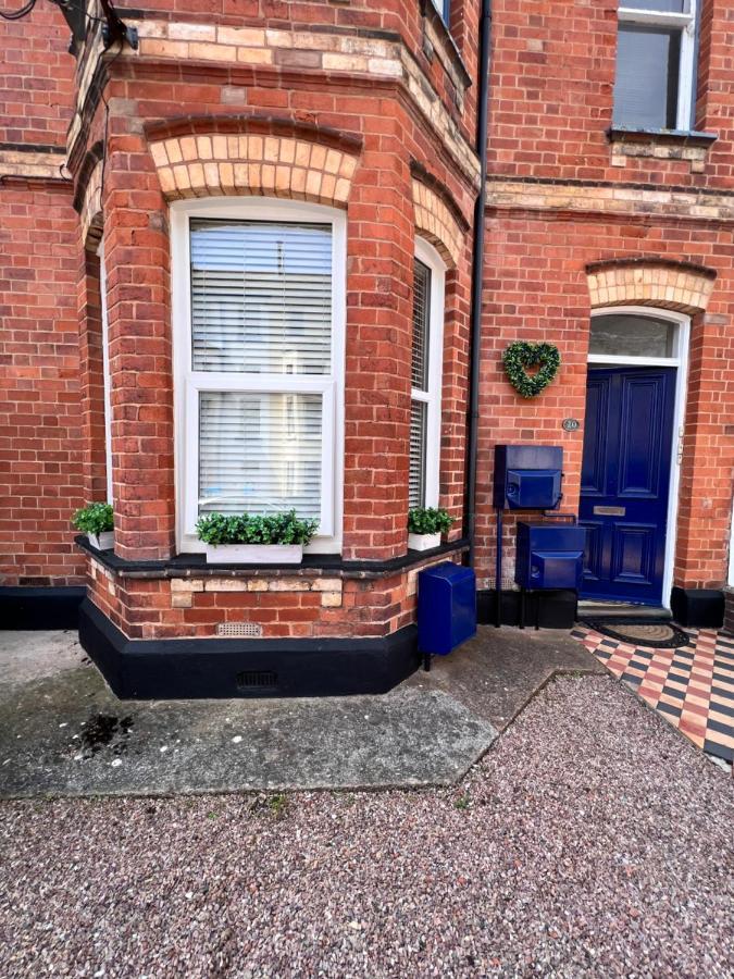Time Out Apartment Exmouth