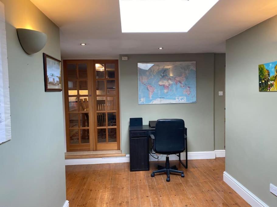 Dog Friendly Close To The And The Town * Exmouth
