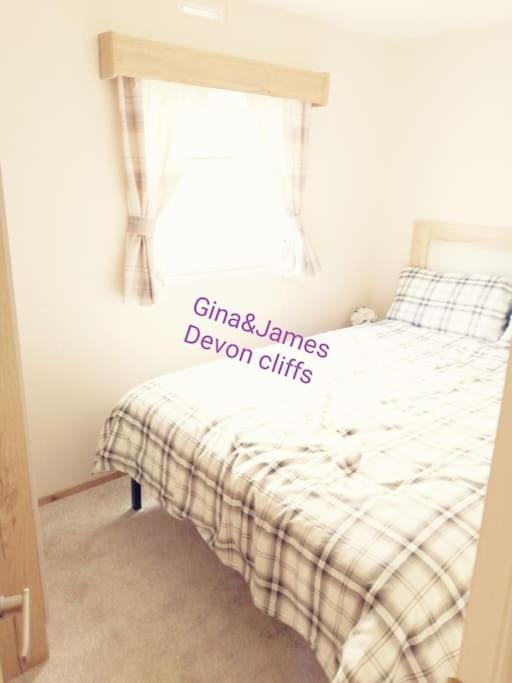 3 Bedroom Deluxe Caravan At Haven Devon Cliffs Casa de férias