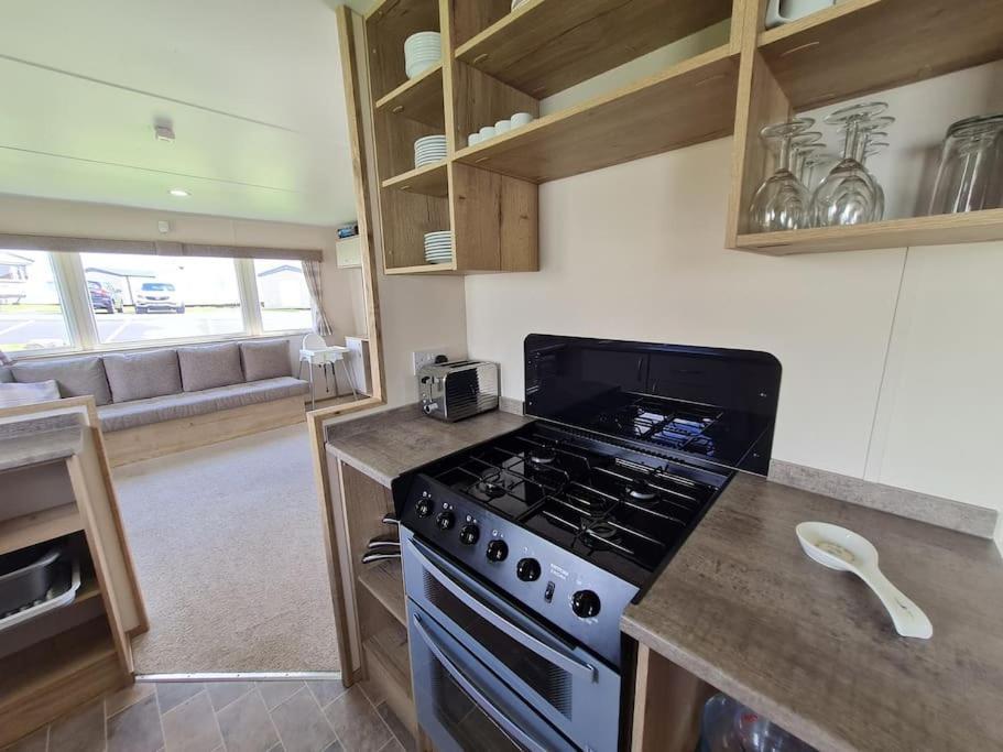 3 Bedroom Deluxe Caravan At Haven Devon Cliffs Casa de férias