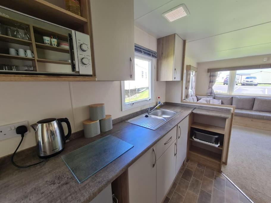 Casa de férias 3 Bedroom Deluxe Caravan At Haven Devon Cliffs
