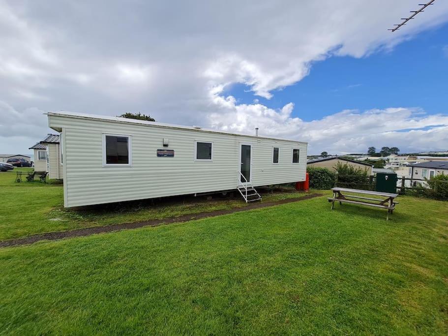 3 Bedroom Deluxe Caravan At Haven Devon Cliffs Casa de férias *