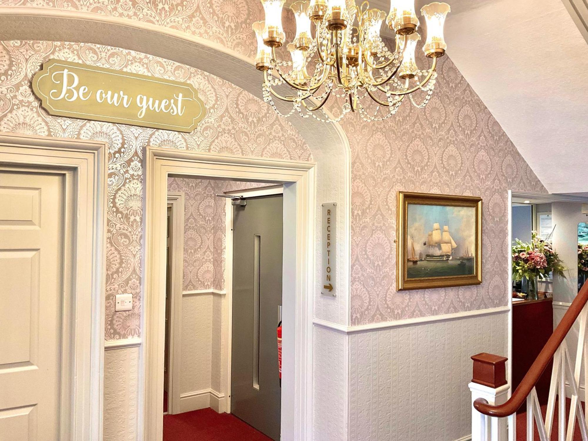 Hotel Ashton Court 3*