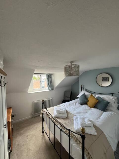 Victorian Escape In Holiday home *