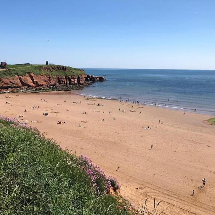 Cozy Caravan Retreat At Sandy Bay Holiday home Exmouth