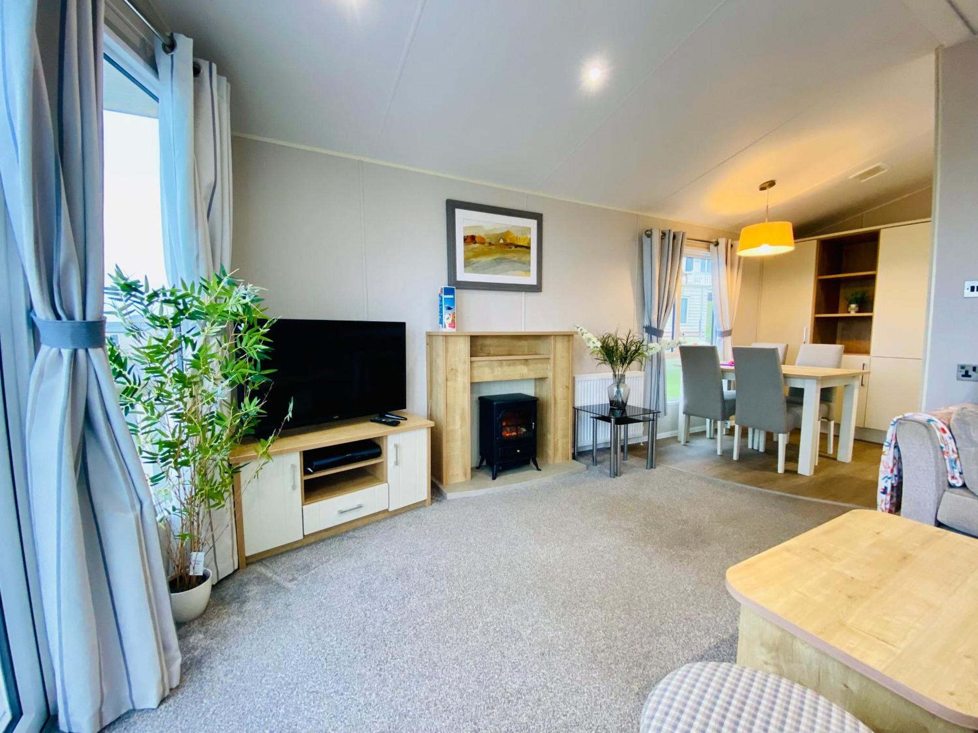 Cozy Caravan Retreat At Sandy Bay Holiday home