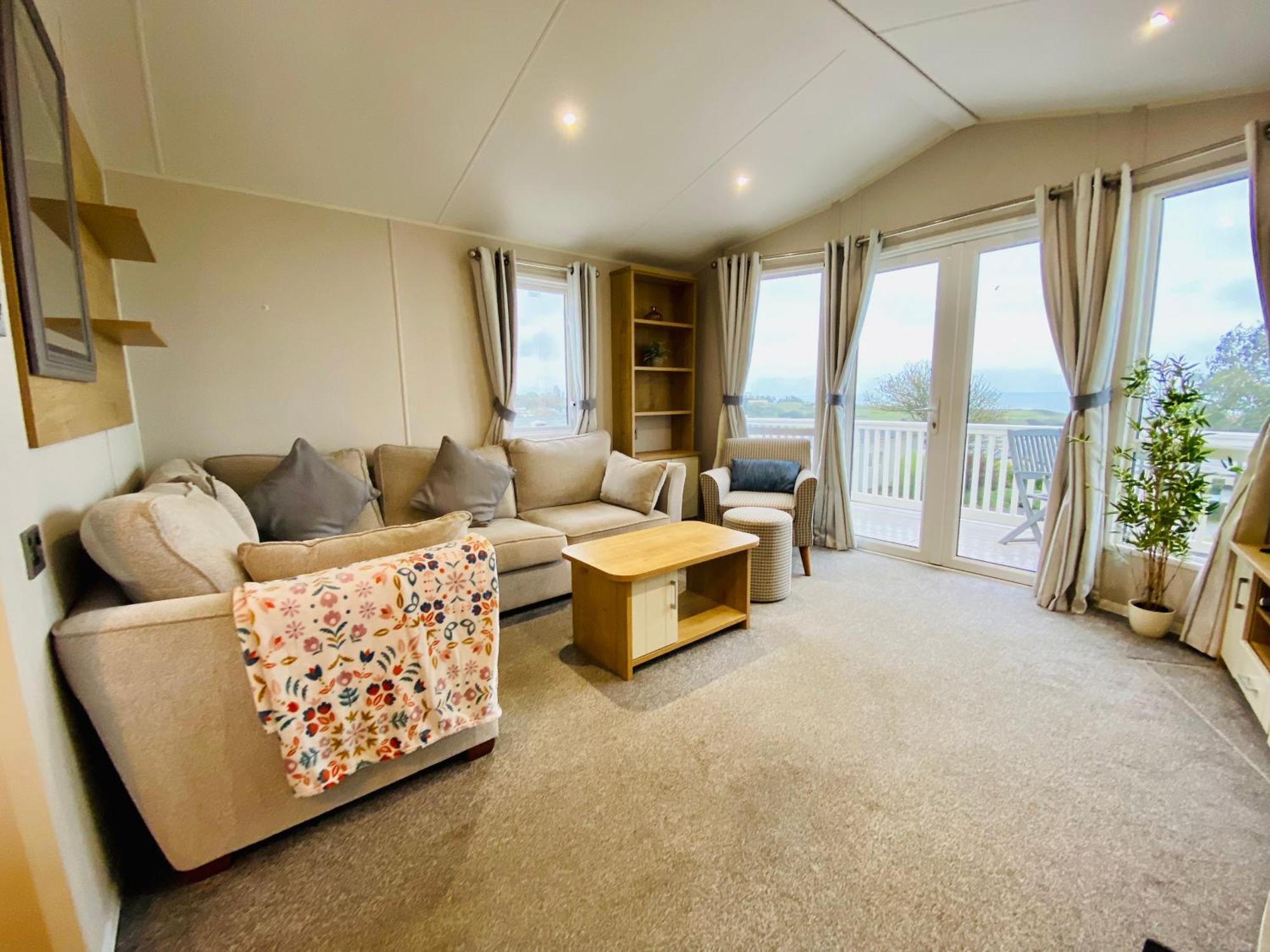 Cozy Caravan Retreat At Sandy Bay *