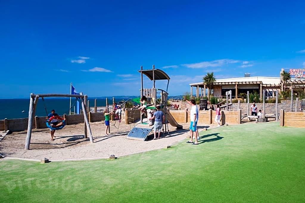A Seaview Luxury At Kestral Haven