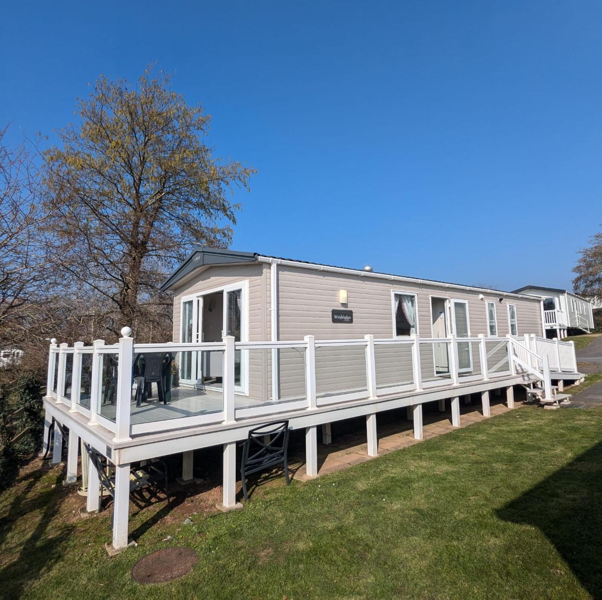 Holiday park Devon Cliffs Haven Beautiful Modern Spacious 15 Minutes Walk To