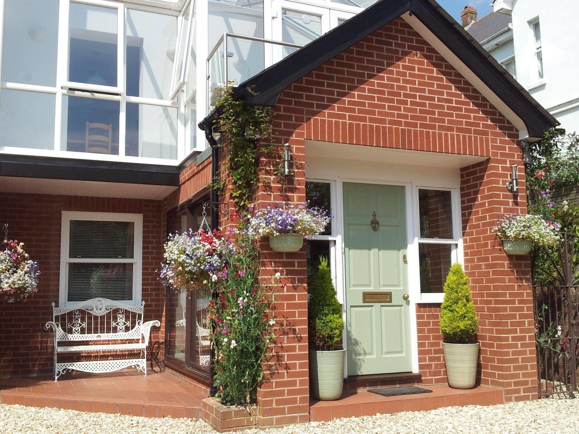 Bed & Breakfast Cranleigh Bed & Breakfast Exmouth