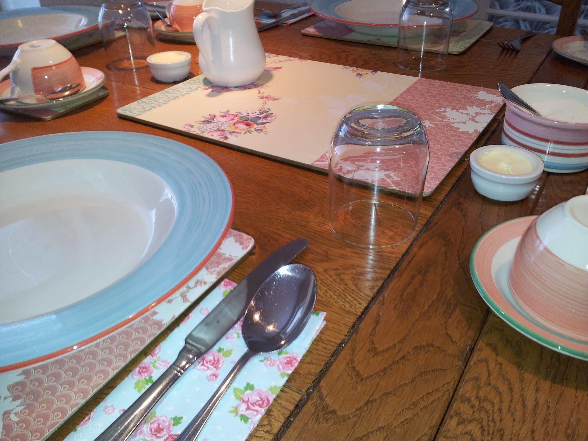 Cranleigh Bed & Breakfast 4*