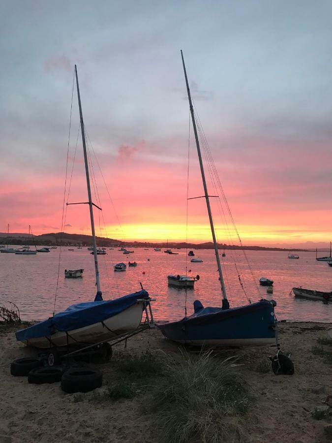 Summerwind Guest house Exmouth