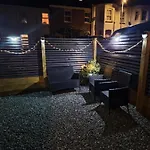 Unique Exmouth Family Holiday Home Close To Beach & Town