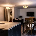 Amazing 2Br Apt Sofa Bed