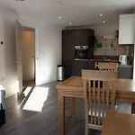 1Br W Sofa Bed Private Yard