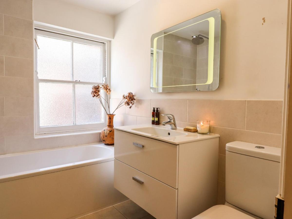 Holiday home 30 Camperdown Terrace *
