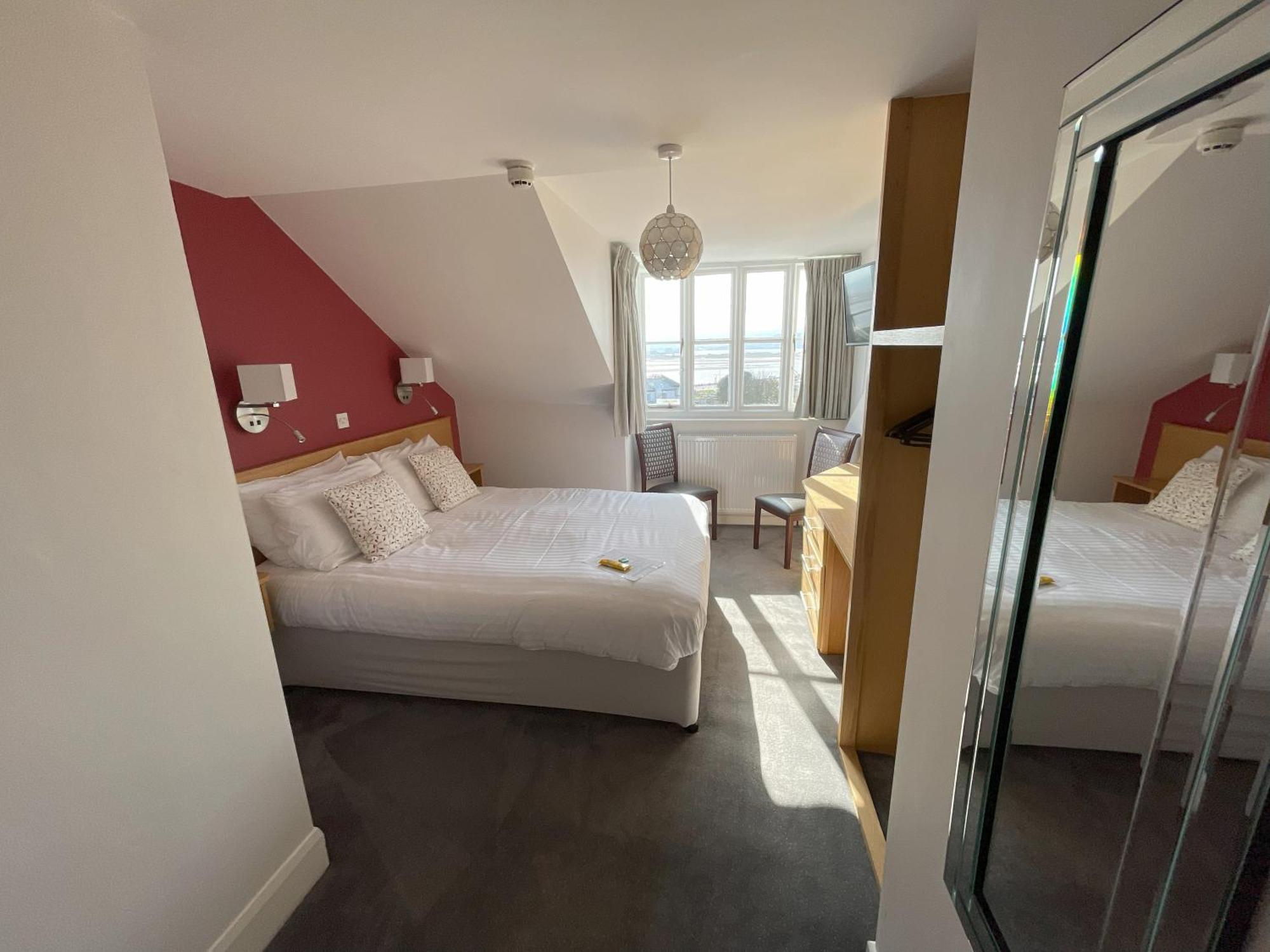 Hotel Manor 3*