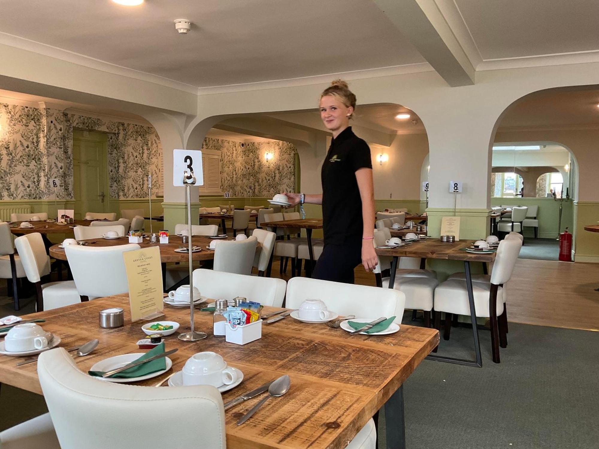 Hotel Ashton Court 3*
