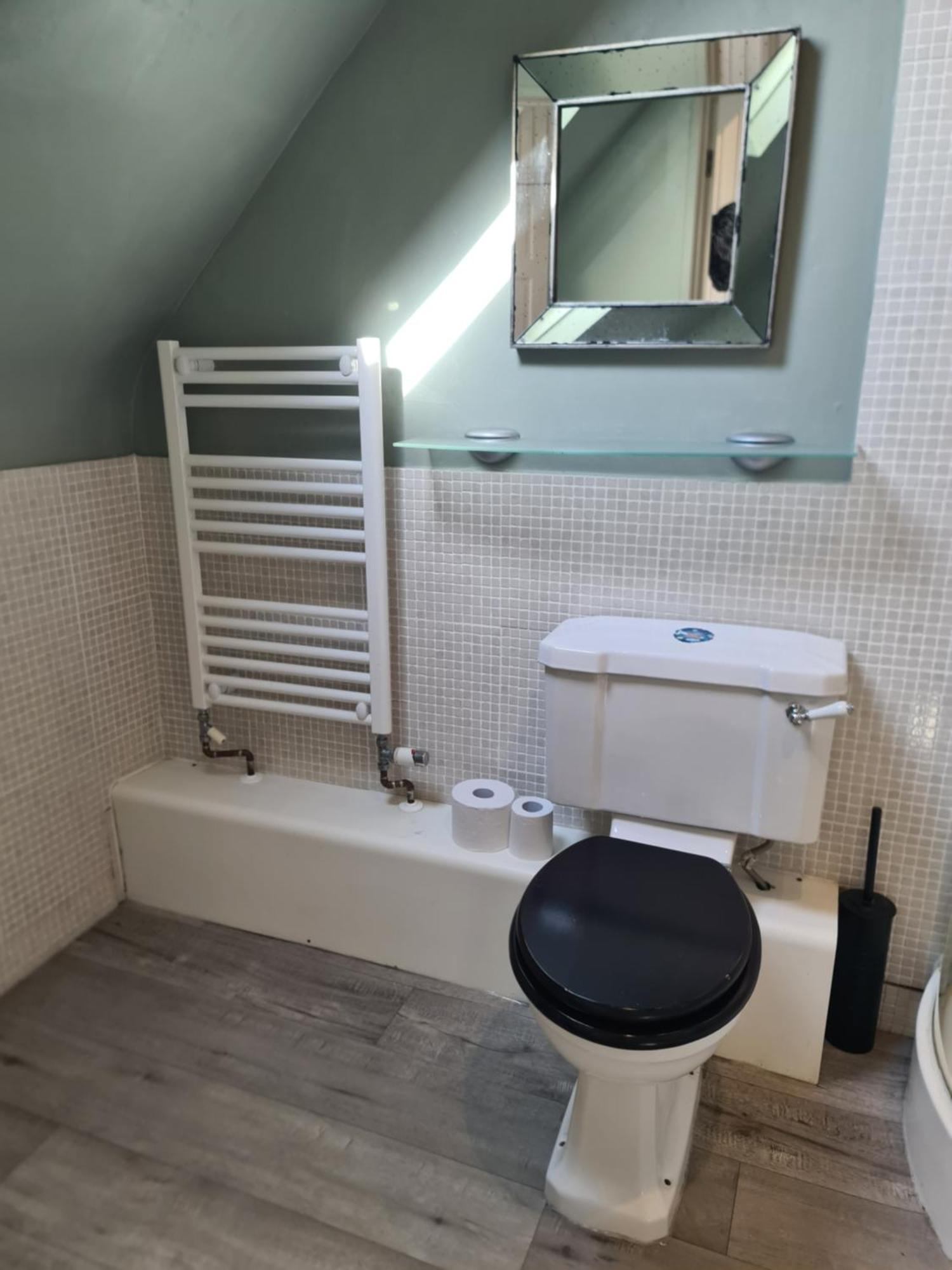 Luxury Beachfront Cockles-sea View-private Parking For 2 Cars-sleeps 10 *