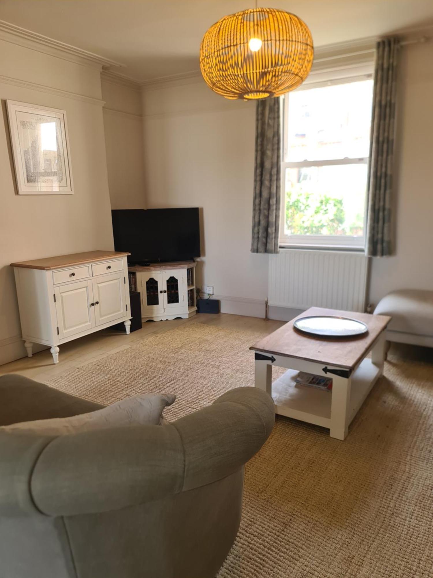 Holiday home Luxury Beachfront Cockles-sea View-private Parking For 2 Cars-sleeps 10 Exmouth