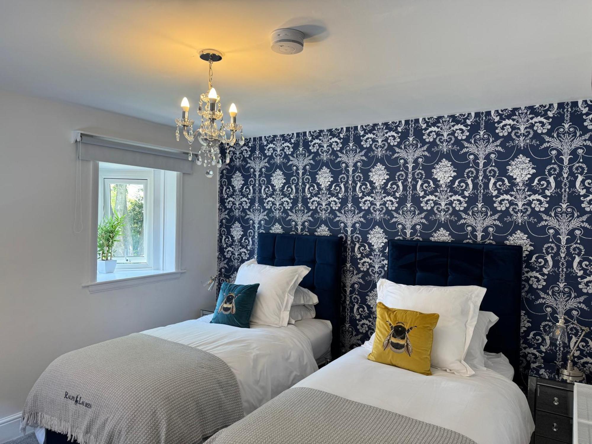 Raddenstile, Homestay