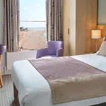 Exmouth Beach Hotel