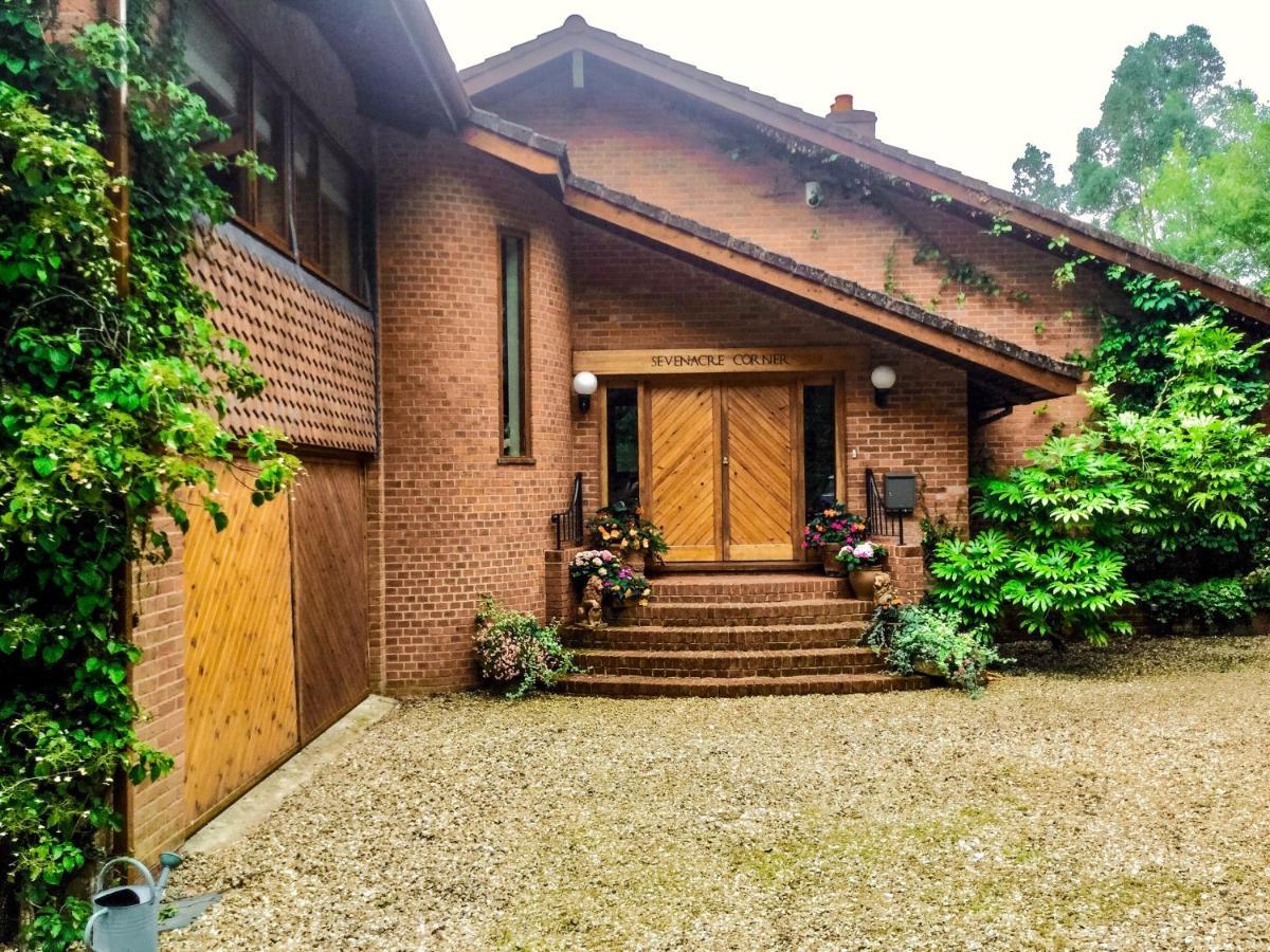 Seven Acre Corner * Exmouth