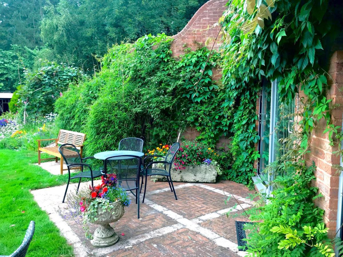 Seven Acre Corner Bed & Breakfast Exmouth