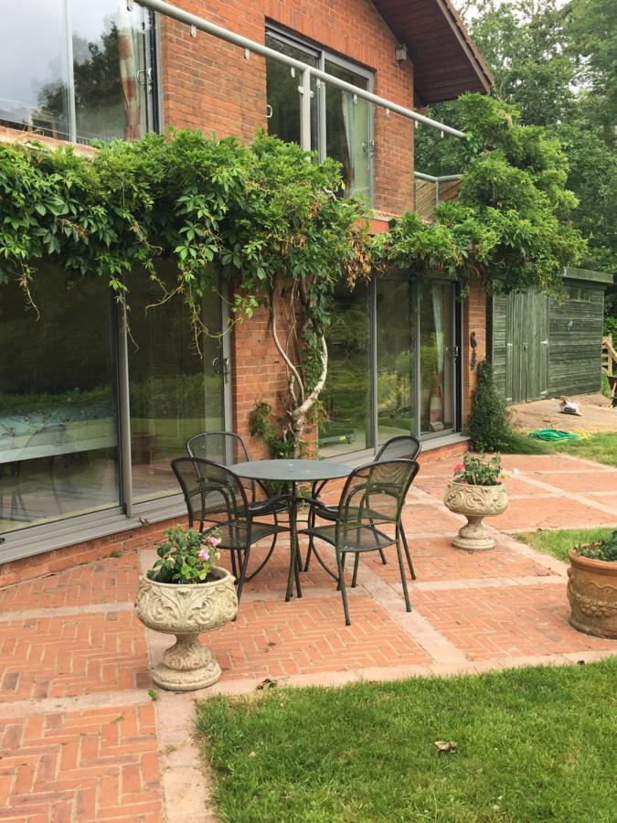 Seven Acre Corner Bed & Breakfast