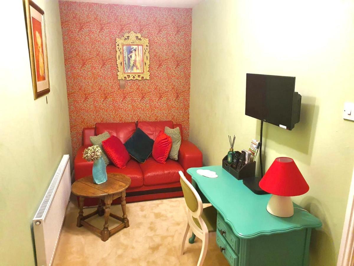 Seven Acre Corner