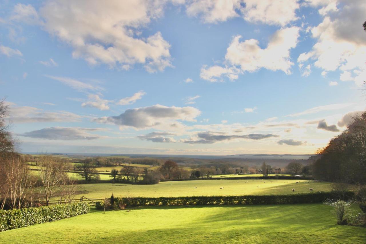 Seven Acre Corner Bed & Breakfast *