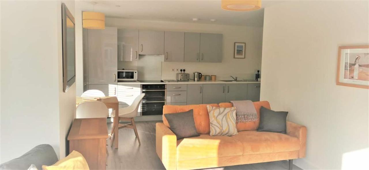 Apartment 9 Estuary Reach