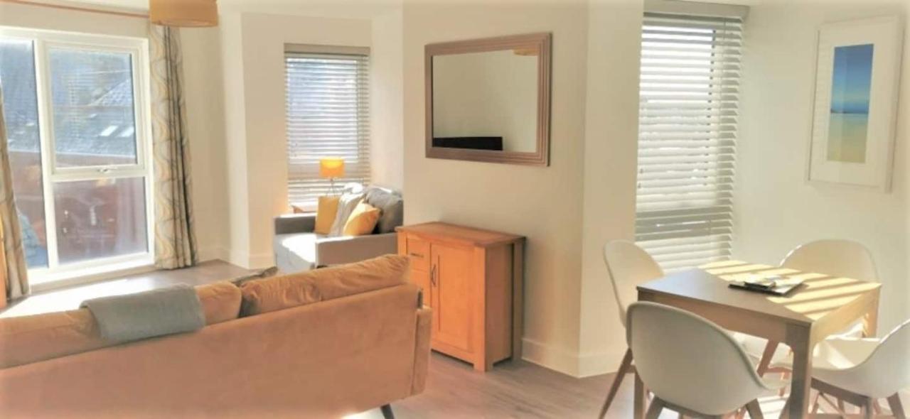 9 Estuary Reach Apartment Exmouth