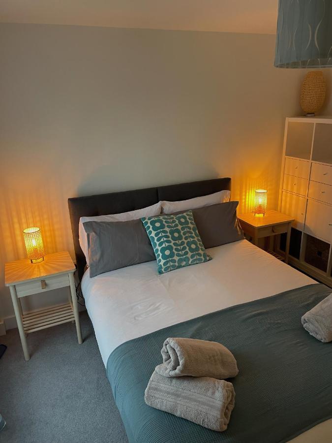 Apartment Number 10 Stunning Apartment, Fantastic Location!