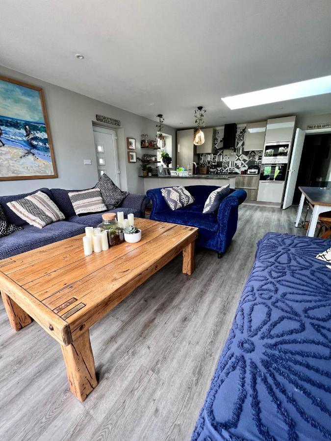 Sandy Feet Retreat *