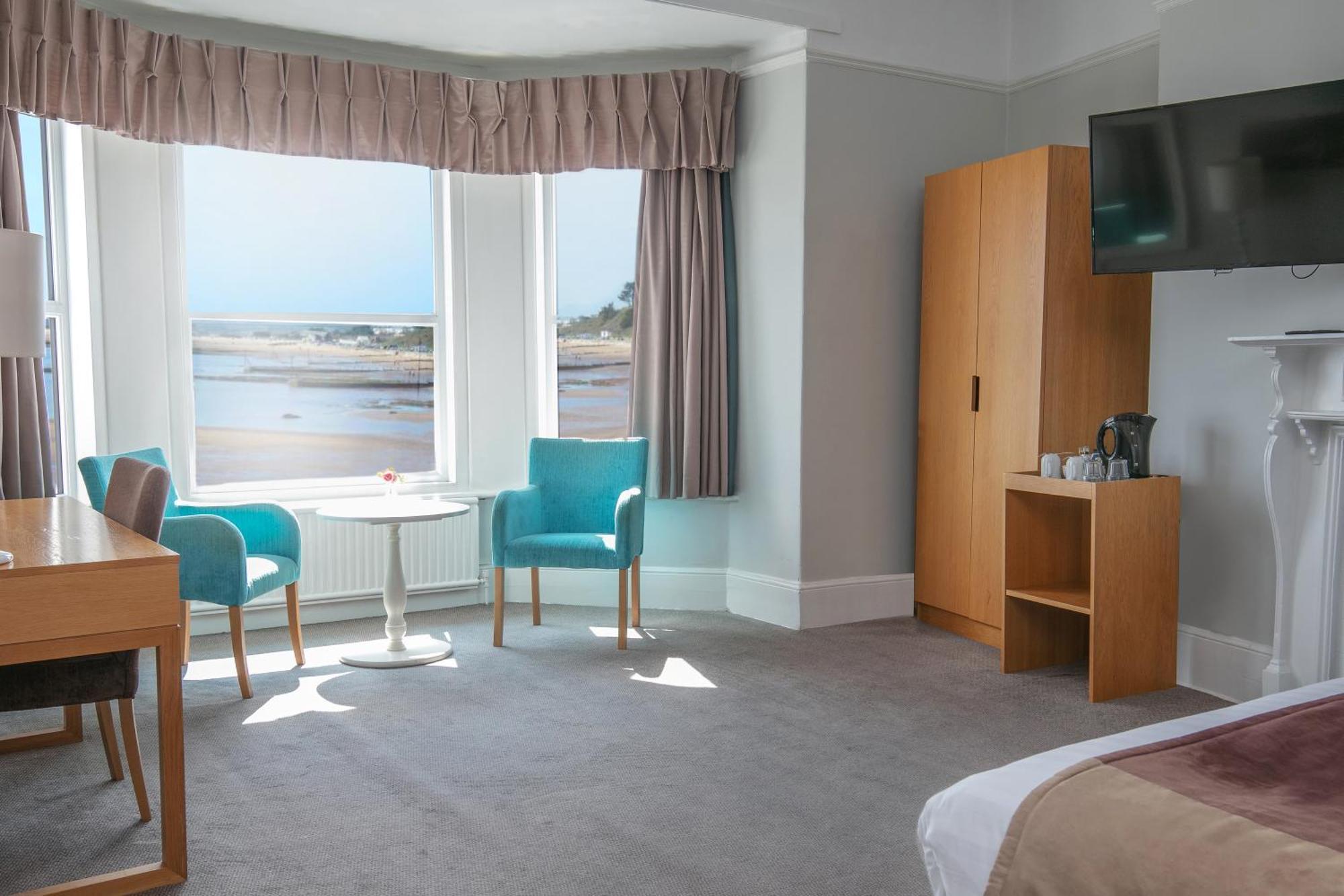 Exmouth Beach Hotel Hotel