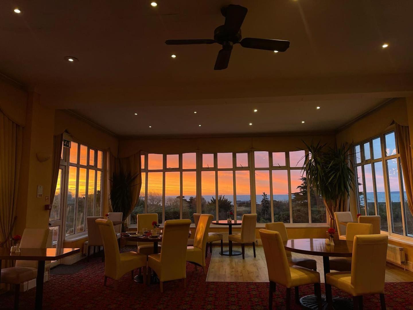 Bed & Breakfast The Devoncourt 3*