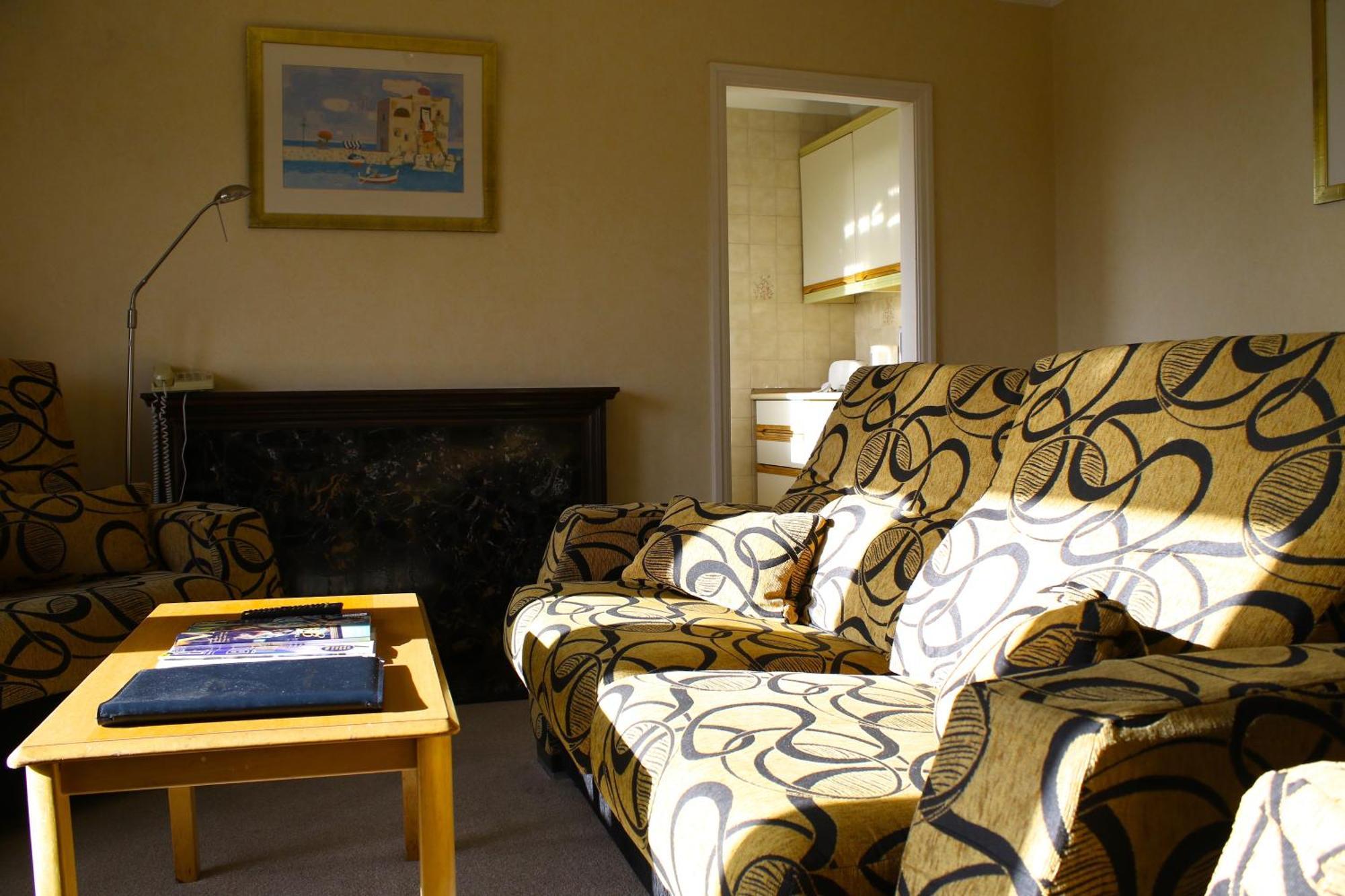 The Devoncourt Bed & Breakfast Exmouth