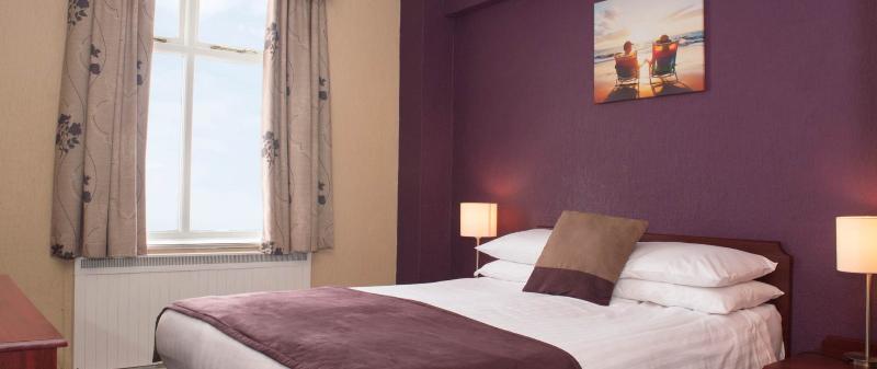 The Imperial 3*