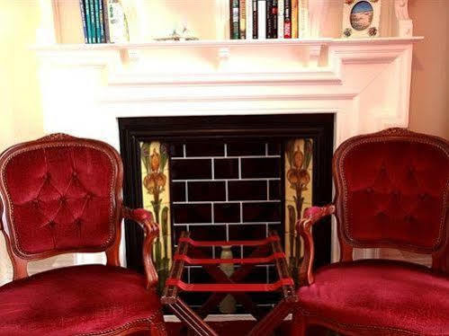 Rohaven Bed & Breakfast 4*