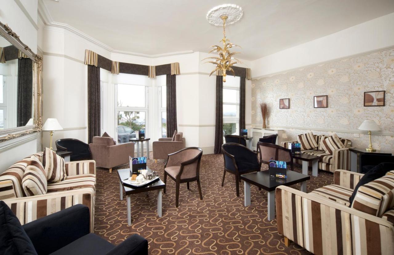Hotel The Grand